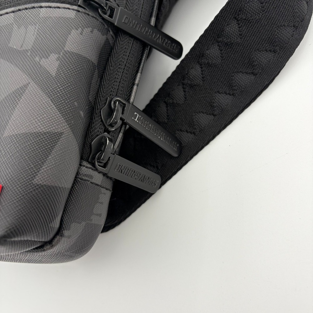 Sprayground Limited Edition Checker Reflective Shark Sling Bag Hangover RARE! - Picture 9 of 9